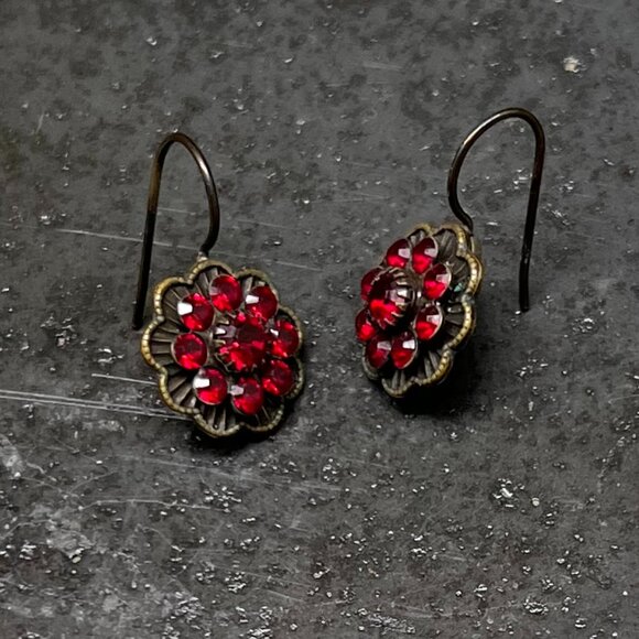 Vtg. Kenny Ma San Francisco Ruby Swarovski Crystal French Hook Pierced Earrings - Picture 8 of 8